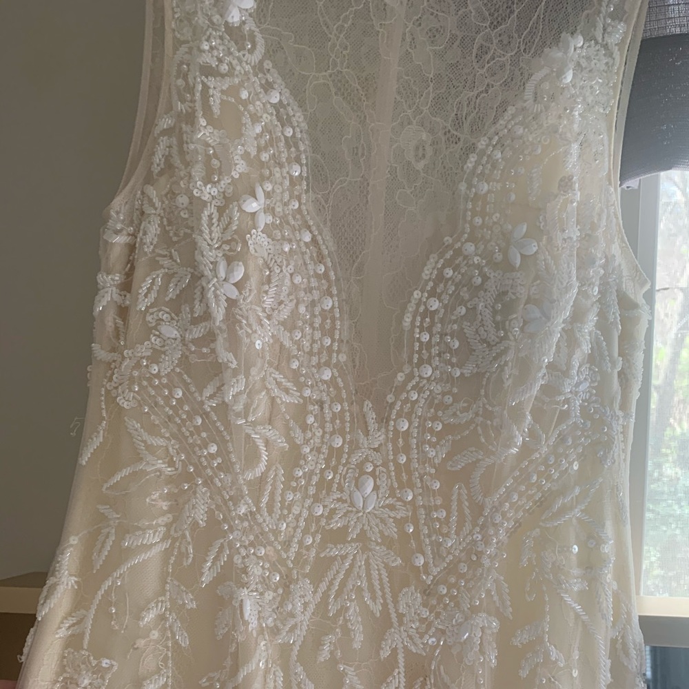 BHLDN Wedding Dress - Picture 8 of 11